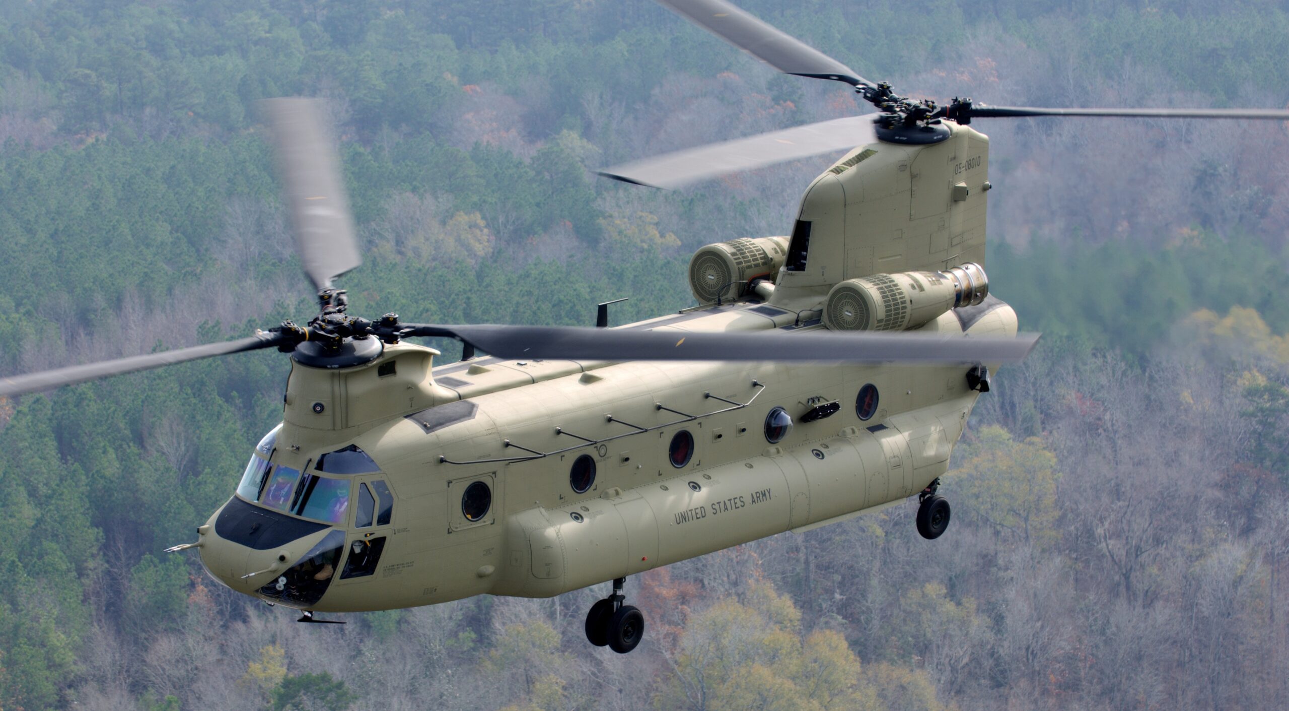 Boeing’s-CH-47F-CHINOOK